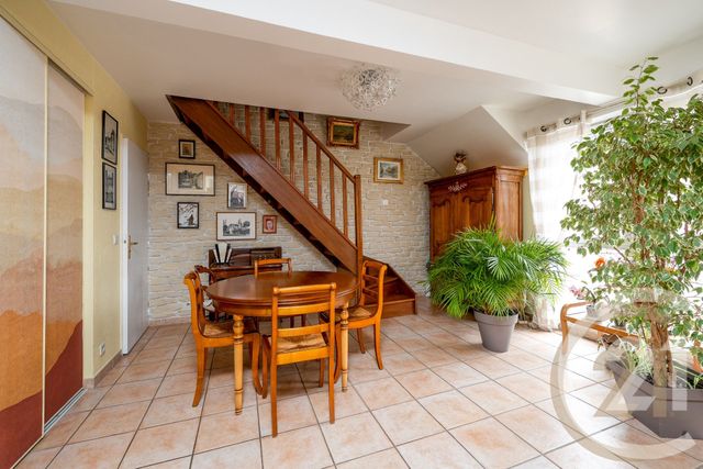 Appartement Duplex &agrave; vendre - 5 pi&egrave;ces - 91,58 m2 - Yerres - 91 - ILE-DE-FRANCE