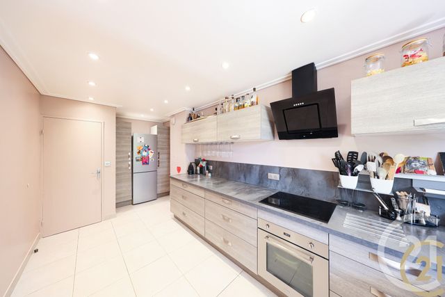 Afficher la photo en grand Appartement F4 à vendre - 4 pièces - 83,25 m2 - Yerres - 91 - ILE-DE-FRANCE