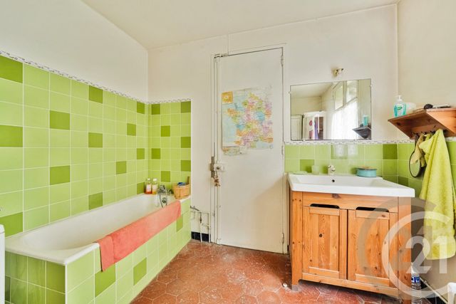 Afficher la photo en grand Maison à vendre - 6 pièces - 122 m2 - Crosne - 91 - ILE-DE-FRANCE