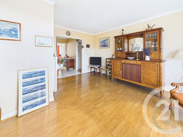 Appartement T3 à vendre - 3 pièces - 66,17 m2 - Yerres - 91 - ILE-DE-FRANCE