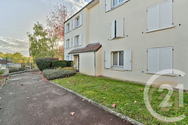 Afficher la photo en grand Appartement F3 à vendre - 3 pièces - 69,30 m2 - Yerres - 91 - ILE-DE-FRANCE