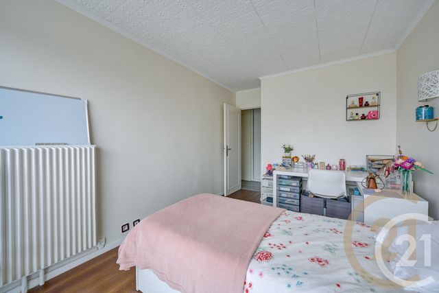 Appartement F3 à vendre - 3 pièces - 66 m2 - Yerres - 91 - ILE-DE-FRANCE