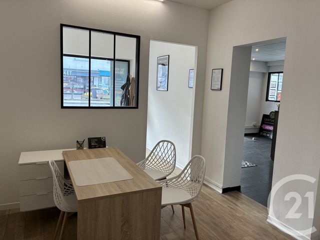 Divers &agrave; louer - 55 m2 - Quincy Sous Senart - 91 - ILE-DE-FRANCE