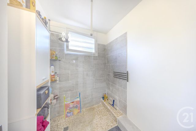 Afficher la photo en grand Maison à vendre - 9 pièces - 195 m2 - Vigneux Sur Seine - 91 - ILE-DE-FRANCE