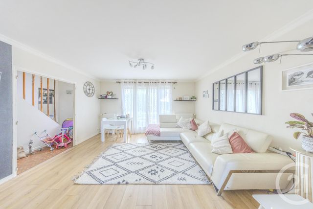 Afficher la photo en grand Maison à vendre - 9 pièces - 195 m2 - Vigneux Sur Seine - 91 - ILE-DE-FRANCE