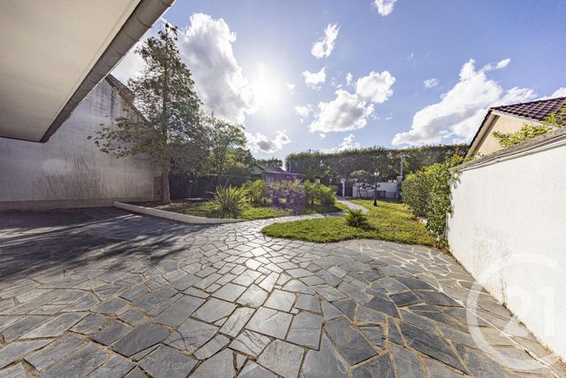 Afficher la photo en grand Maison à vendre - 7 pièces - 157 m2 - Vigneux Sur Seine - 91 - ILE-DE-FRANCE