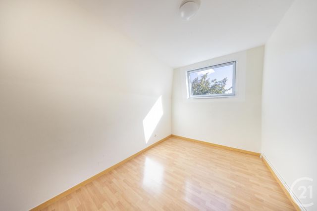 Afficher la photo en grand Maison à vendre - 7 pièces - 157 m2 - Vigneux Sur Seine - 91 - ILE-DE-FRANCE