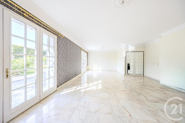 Afficher la photo en grand Maison à vendre - 7 pièces - 157 m2 - Vigneux Sur Seine - 91 - ILE-DE-FRANCE