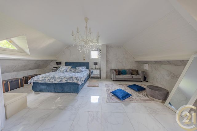 Maison à vendre - 7 pièces - 179 m2 - Vigneux Sur Seine - 91 - ILE-DE-FRANCE