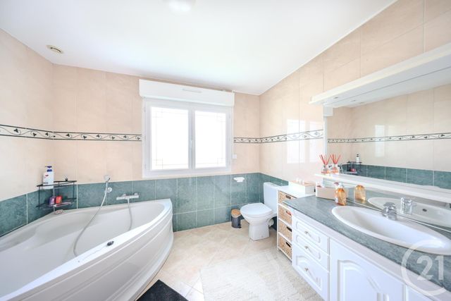 Maison à vendre - 7 pièces - 175 m2 - Quincy Sous Senart - 91 - ILE-DE-FRANCE