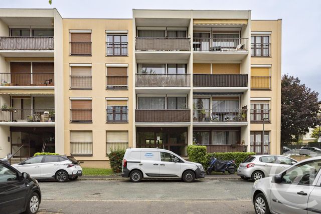 Appartement F4 à vendre - 4 pièces - 79,40 m2 - Villecresnes - 94 - ILE-DE-FRANCE