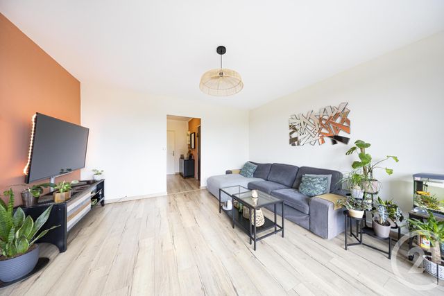 Appartement F4 à vendre - 4 pièces - 79,40 m2 - Villecresnes - 94 - ILE-DE-FRANCE