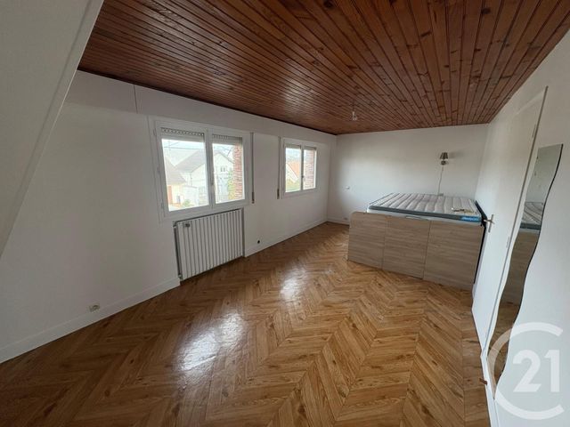 Maison &agrave; louer - 6 pi&egrave;ces - 148,20 m2 - Vigneux Sur Seine - 91 - ILE-DE-FRANCE