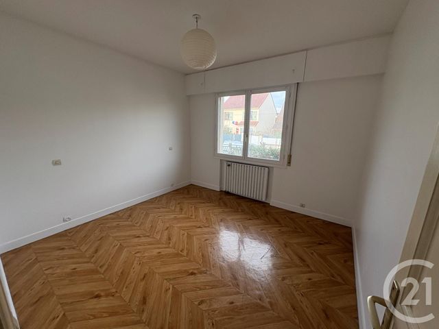 Maison &agrave; louer - 6 pi&egrave;ces - 148,20 m2 - Vigneux Sur Seine - 91 - ILE-DE-FRANCE