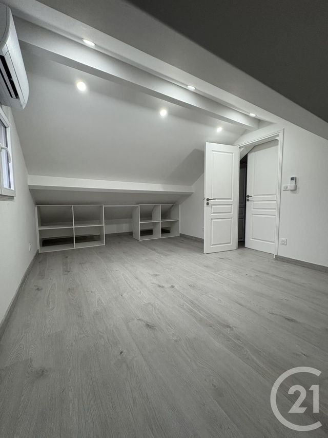 Maison &agrave; louer - 3 pi&egrave;ces - 48 m2 - Vigneux Sur Seine - 91 - ILE-DE-FRANCE