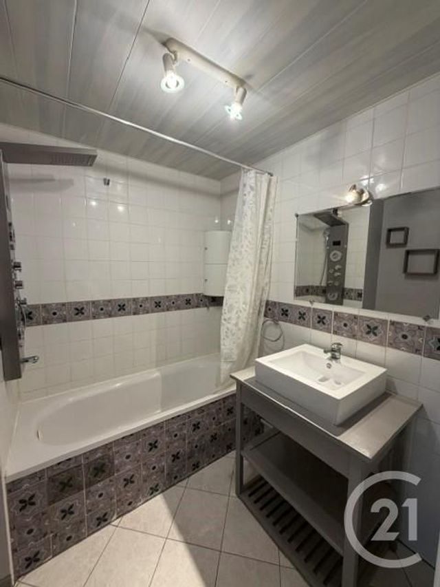 Appartement F4 &agrave; louer - 4 pi&egrave;ces - 75,08 m2 - Vigneux Sur Seine - 91 - ILE-DE-FRANCE