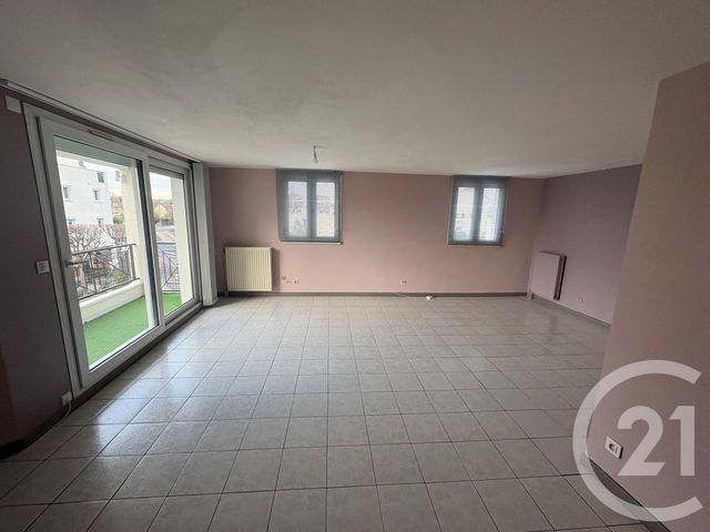 Appartement F4 &agrave; louer - 4 pi&egrave;ces - 75,08 m2 - Vigneux Sur Seine - 91 - ILE-DE-FRANCE