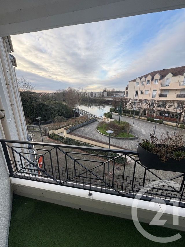 Appartement F4 &agrave; louer - 4 pi&egrave;ces - 75,08 m2 - Vigneux Sur Seine - 91 - ILE-DE-FRANCE