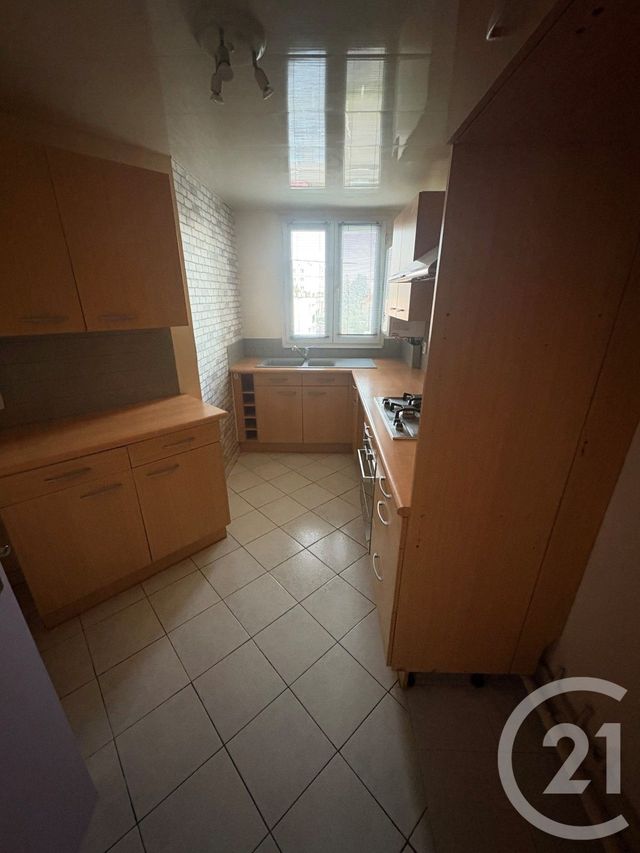 Appartement F4 &agrave; louer - 4 pi&egrave;ces - 75,08 m2 - Vigneux Sur Seine - 91 - ILE-DE-FRANCE