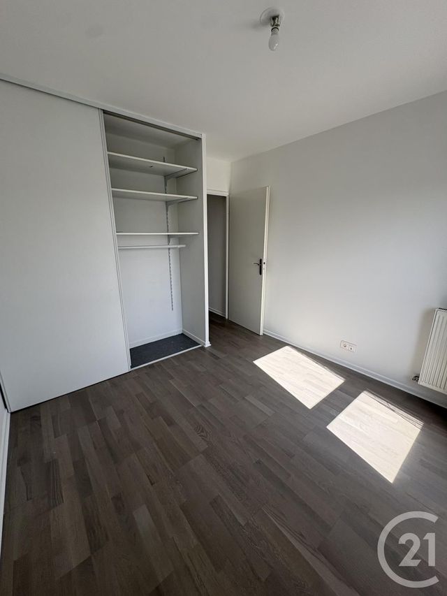 Appartement F3 &agrave; louer - 3 pi&egrave;ces - 56,25 m2 - Vigneux Sur Seine - 91 - ILE-DE-FRANCE