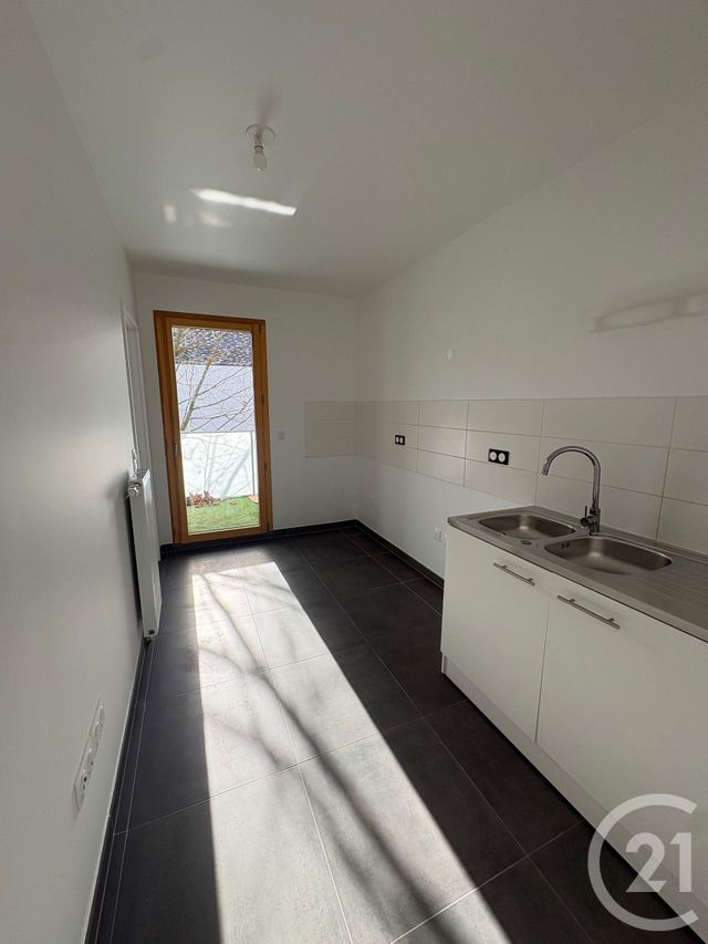 Appartement F4 &agrave; louer - 4 pi&egrave;ces - 97,10 m2 - Vigneux Sur Seine - 91 - ILE-DE-FRANCE