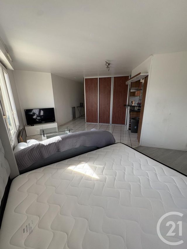 Appartement F1 &agrave; louer - 1 pi&egrave;ce - 36,76 m2 - Vigneux Sur Seine - 91 - ILE-DE-FRANCE