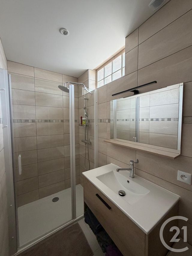Maison &agrave; louer - 4 pi&egrave;ces - 71,86 m2 - Villeneuve St Georges - 94 - ILE-DE-FRANCE