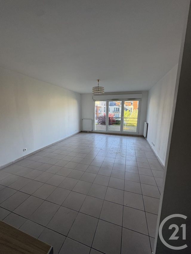 Appartement F3 &agrave; louer - 3 pi&egrave;ces - 62 m2 - St Pierre Du Perray - 91 - ILE-DE-FRANCE