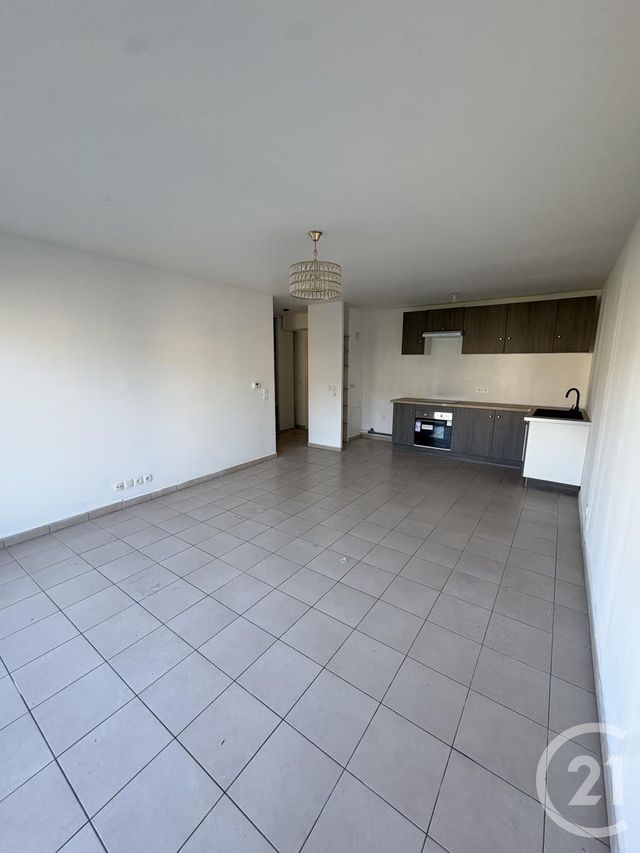 Appartement F3 &agrave; louer - 3 pi&egrave;ces - 62 m2 - St Pierre Du Perray - 91 - ILE-DE-FRANCE