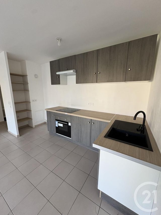 Appartement F3 &agrave; louer - 3 pi&egrave;ces - 62 m2 - St Pierre Du Perray - 91 - ILE-DE-FRANCE
