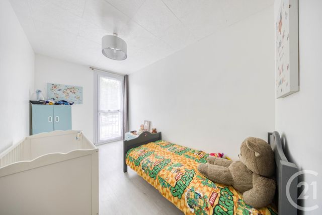 Appartement F4 &agrave; vendre - 4 pi&egrave;ces - 68,08 m2 - Crosne - 91 - ILE-DE-FRANCE