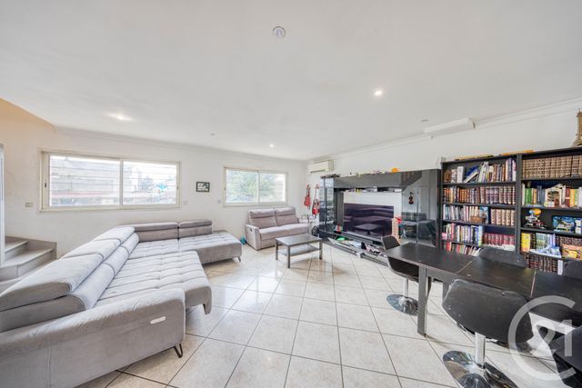 Maison &agrave; louer - 6 pi&egrave;ces - 110 m2 - Vigneux Sur Seine - 91 - ILE-DE-FRANCE