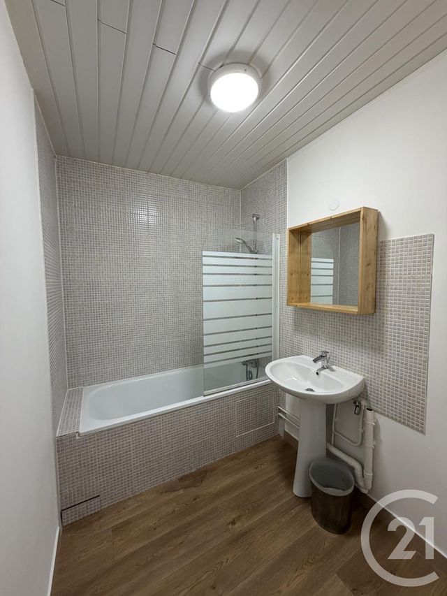 Appartement &agrave; louer - 3 pi&egrave;ces - 65,43 m2 - Draveil - 91 - ILE-DE-FRANCE